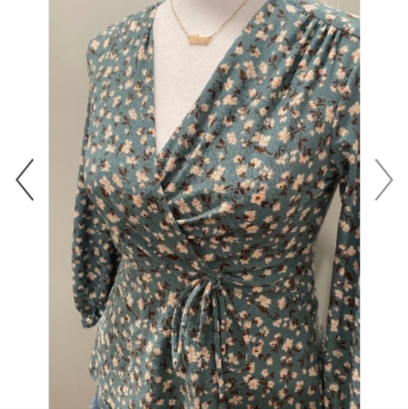 Monteau Los Angeles Womens Faux Wrap Peplum Blouse Size Xl  Top V Neck - Picture 2 of 5